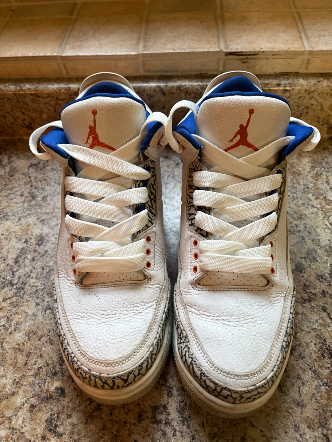 Air Jordan 3 Retro White Cement Orange Blue - photo 4