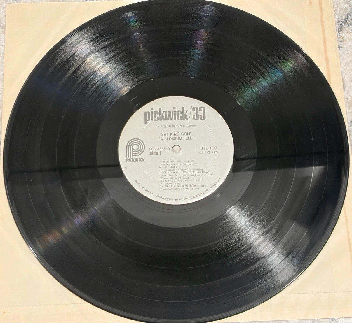 Nat King Cole – A Blossom Fell Record Canadian Press (SPC-3352) - photo 3