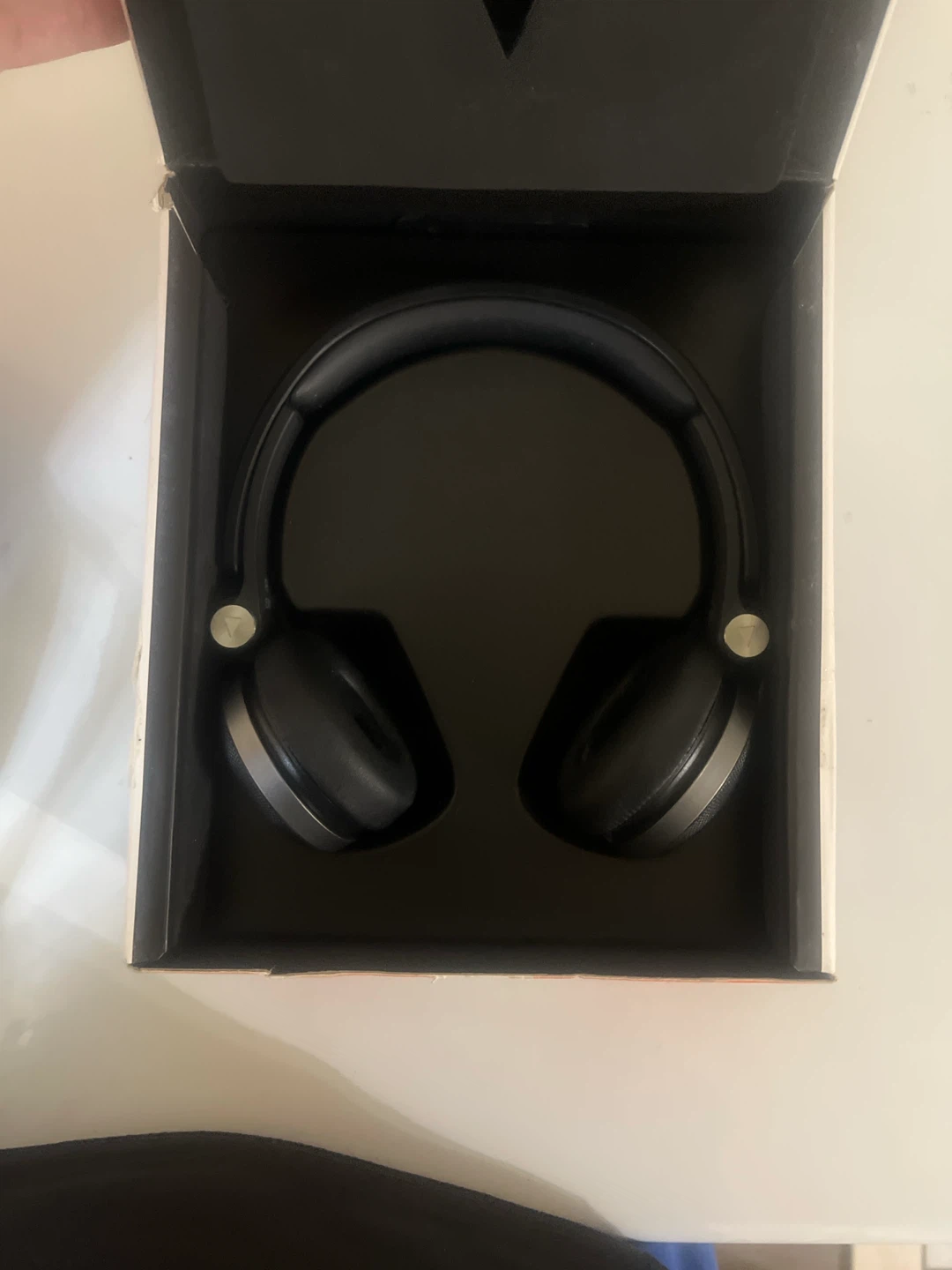 JBL Synchros E30 On-Ear Headphones - photo 2