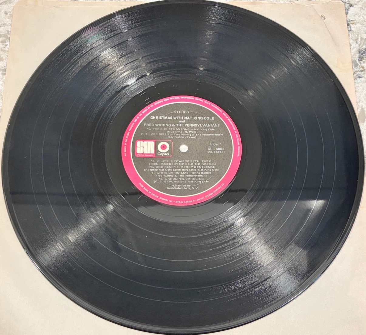 Christmas W/ Nat King Cole & Fred Waring Record SL-6883 - photo 3