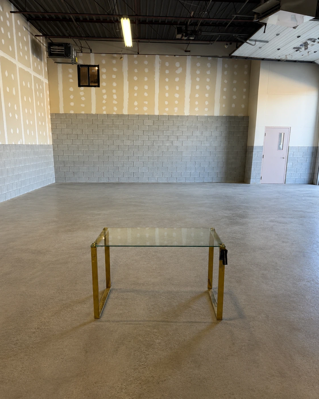 Modern Gold Glass Table / Desk – 120 × 60 cm