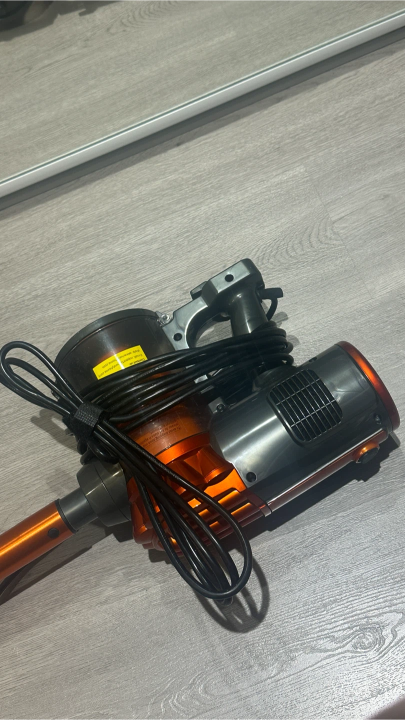 iwoly V600 Corded Stick Vacuum Cleaner - photo 2
