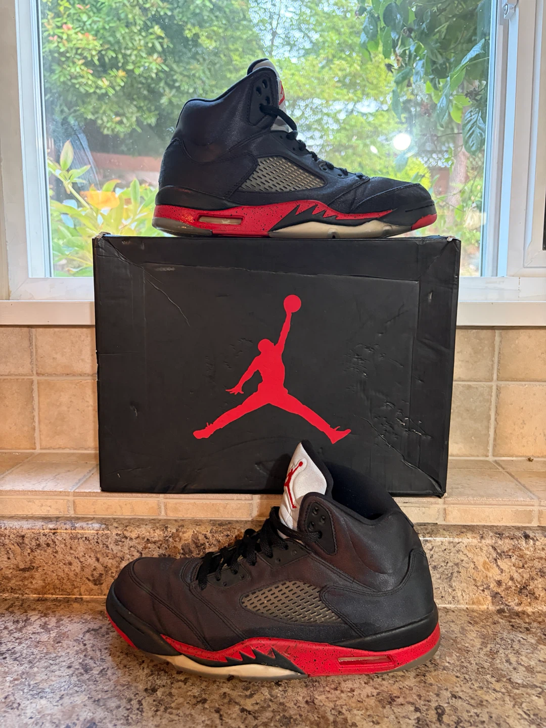 Air Jordan 5 Retro 'Black Red' Sneakers