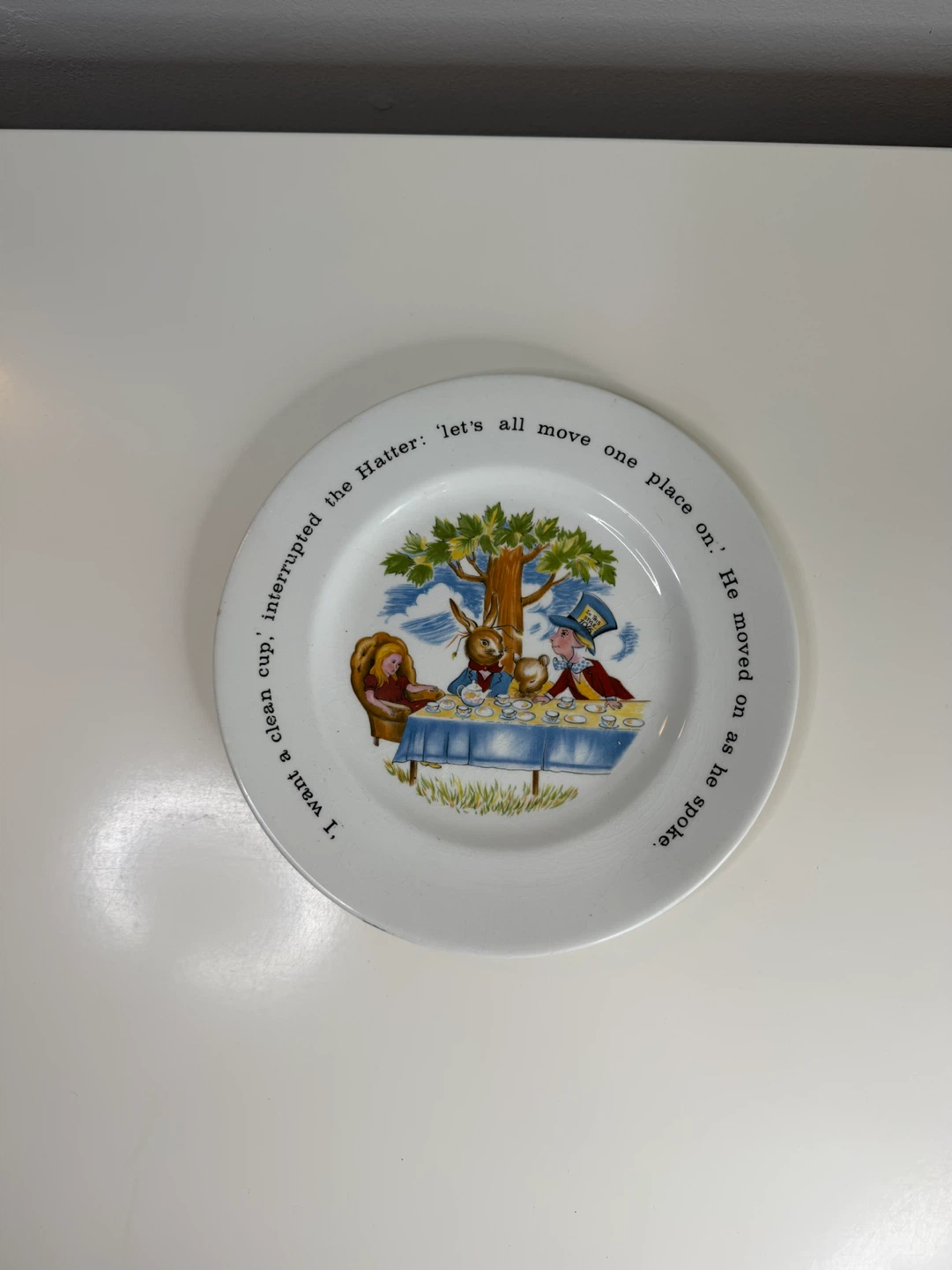 Johnson Bros. Alice in Wonderland Plate - photo 4