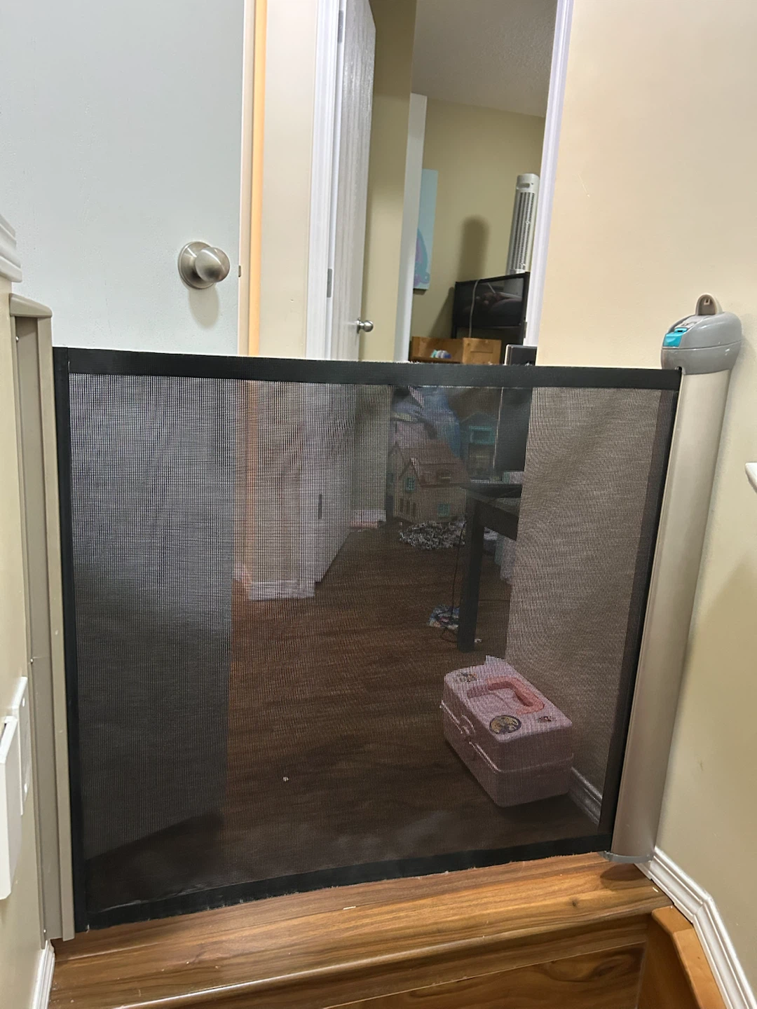 Summer Retractable Baby Gate