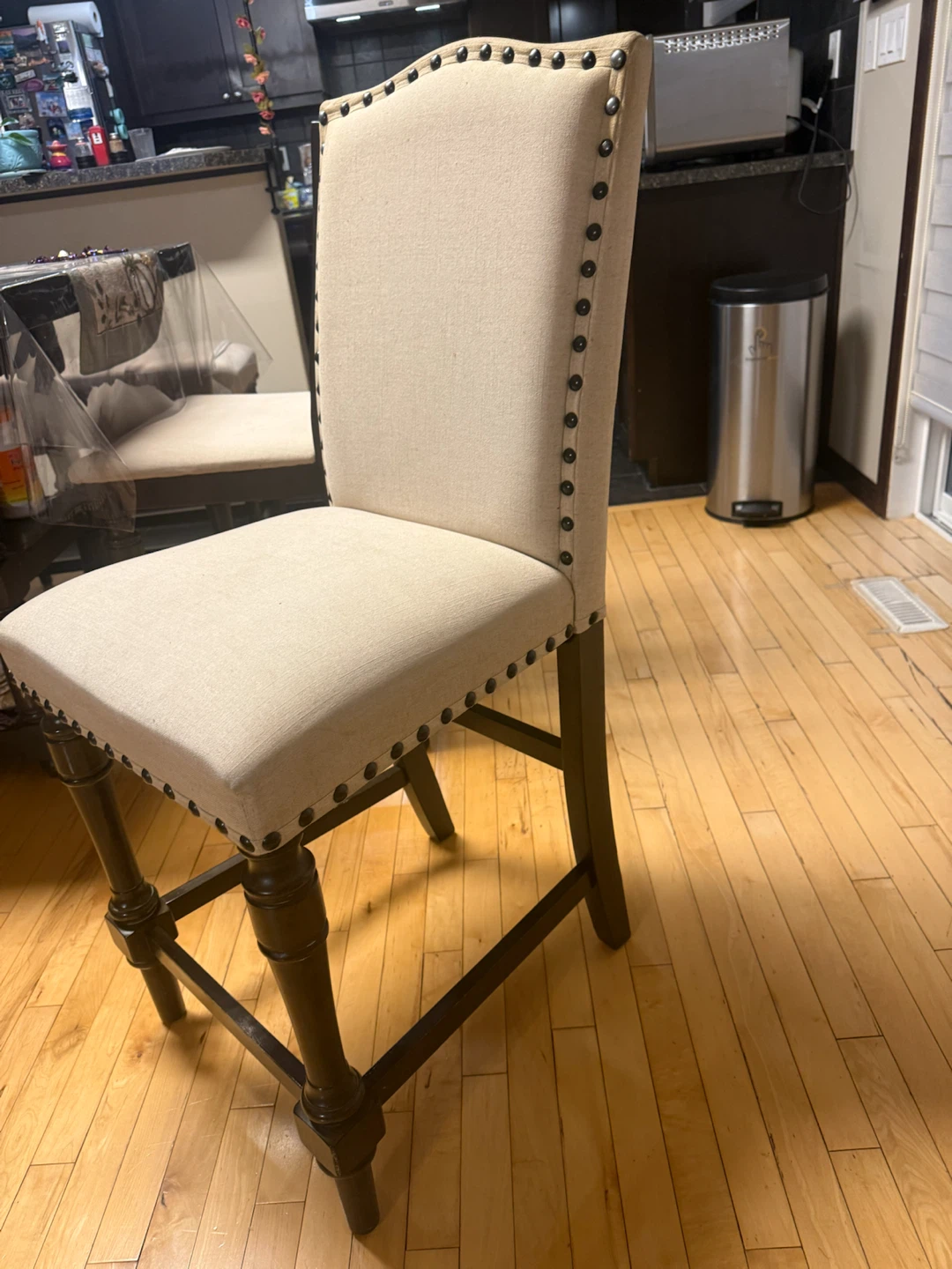 Upholstered Bar Stool Chair