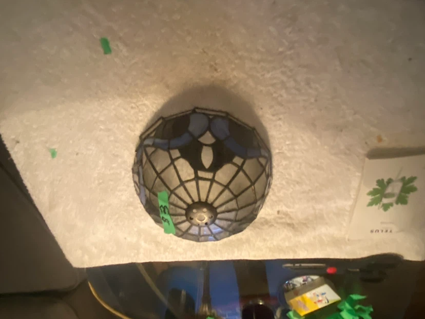 Stained Glass Lamp Shade - photo 2
