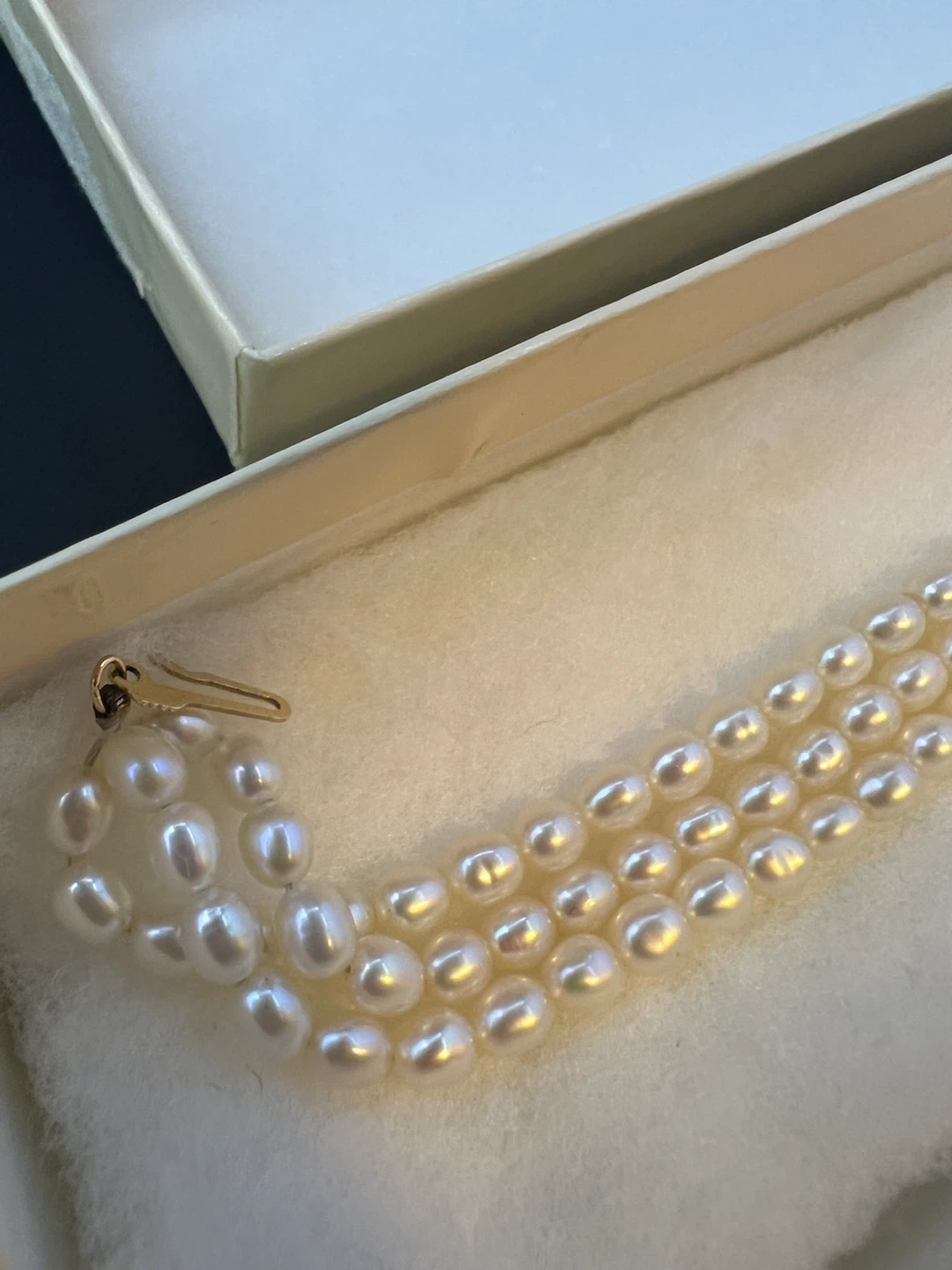 Vintage 3-Strand 14K Gold Filigree Clasp Pearl Bracelet - photo 3
