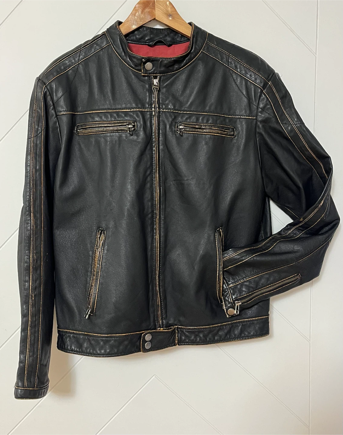 Danier Men's Genuine Leather Moto Jacket - photo 3