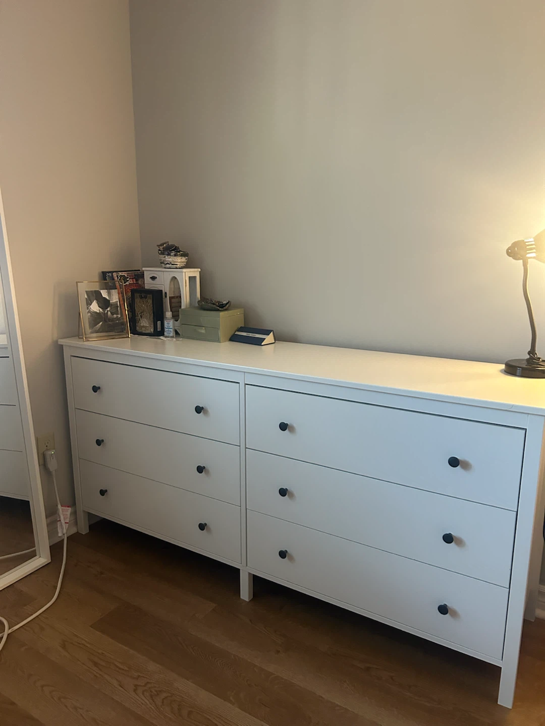 White 6 Drawer Dresser