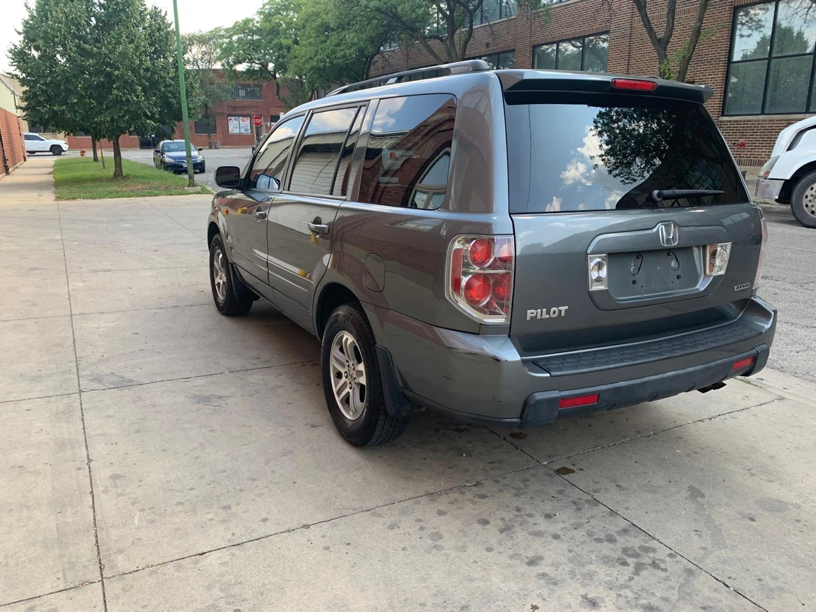 2007 Gray Honda Pilot SUV con 133 mil millas - photo 3
