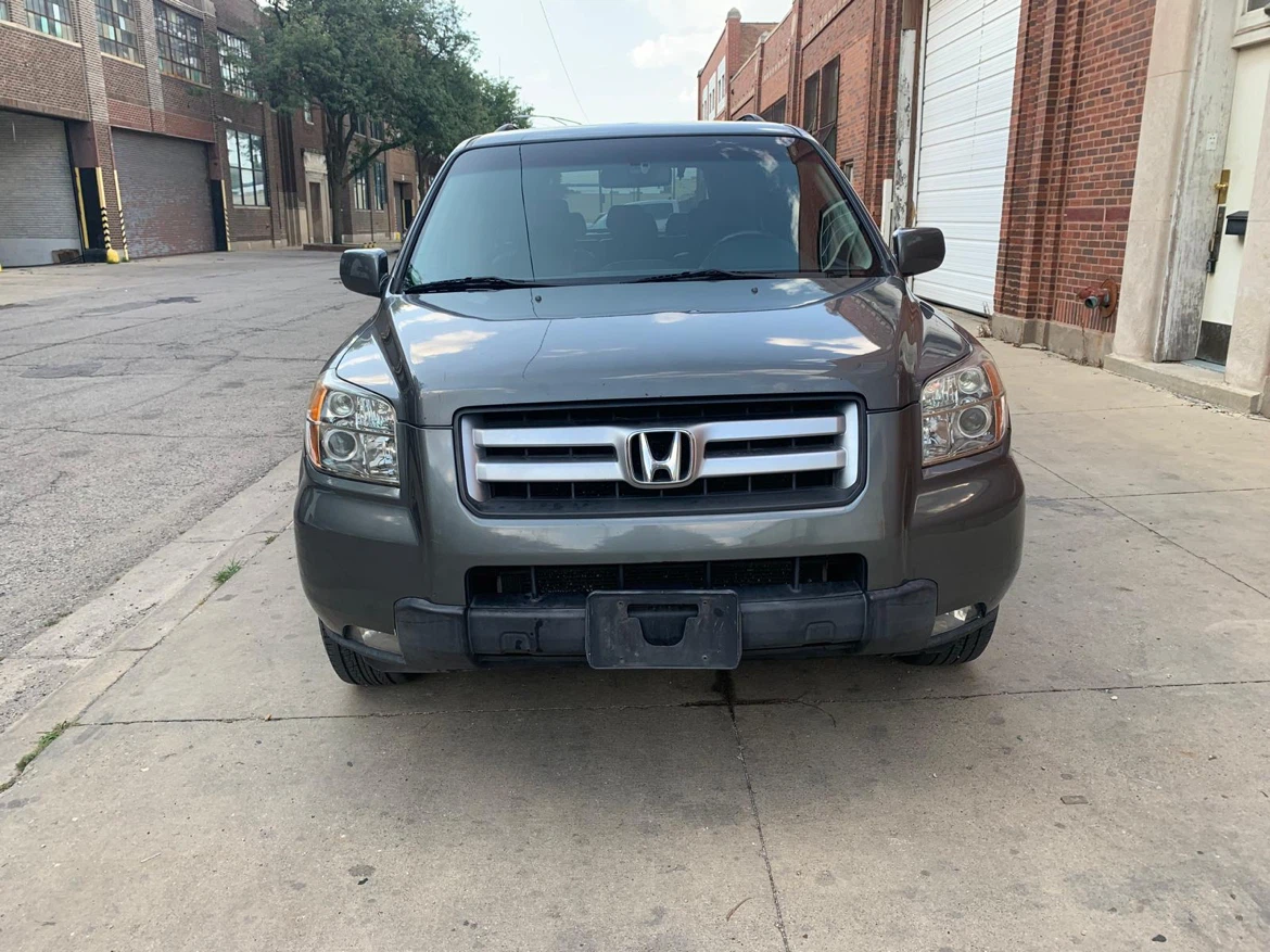 2007 Gray Honda Pilot SUV con 133 mil millas - photo 5