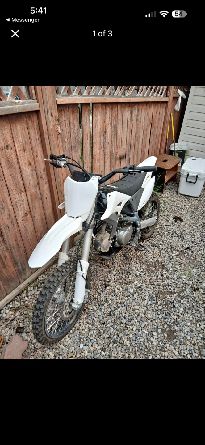 Gio 125CC Dirt Bike