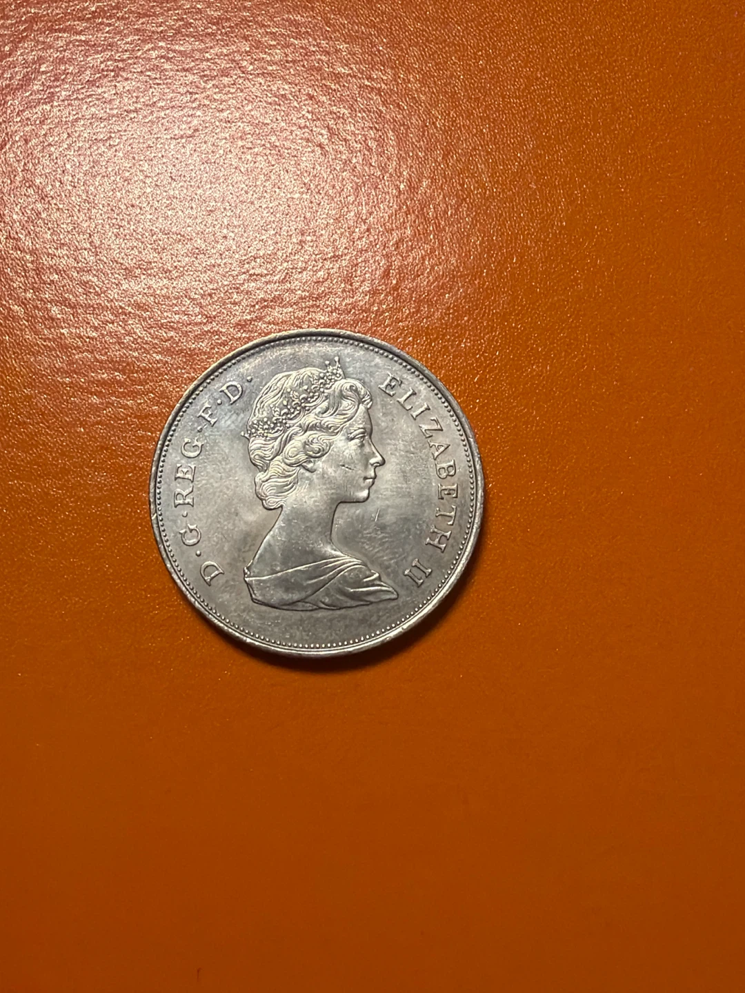 1980 Queen Elizabeth The Queen Mother Coin - photo 2