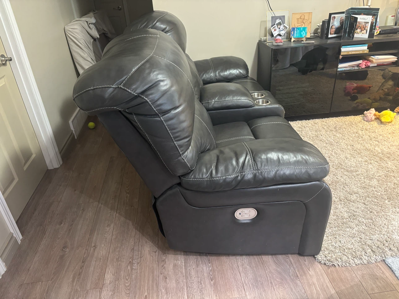 Dark brown Loveseat Recliner with Cup Holders - photo 2