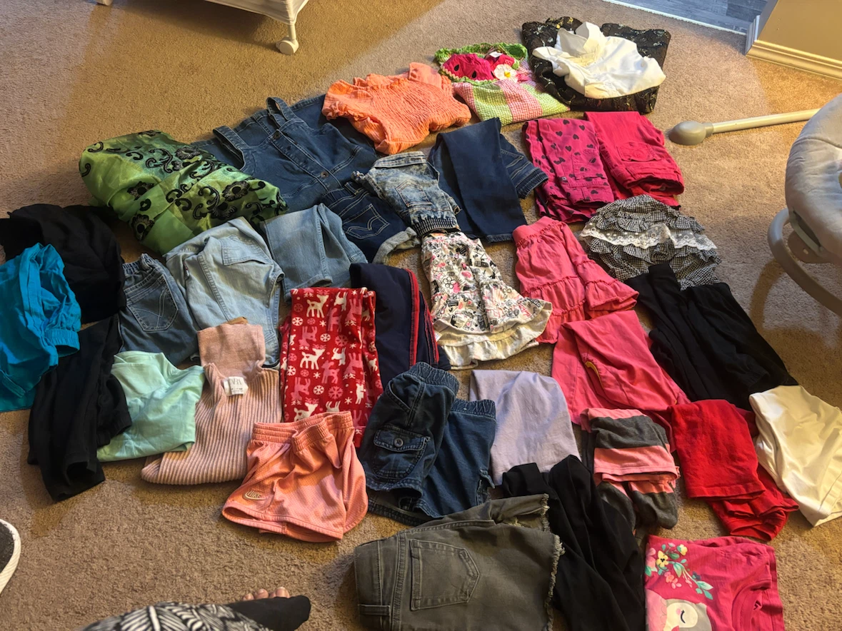 Girl bundle 5 to 6 ( 60 pieces ) shoes