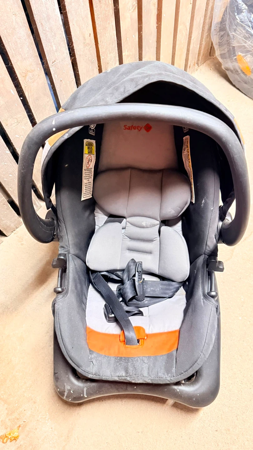 Schwinn Jogging Stroller and Car Seat Travel System - photo 2