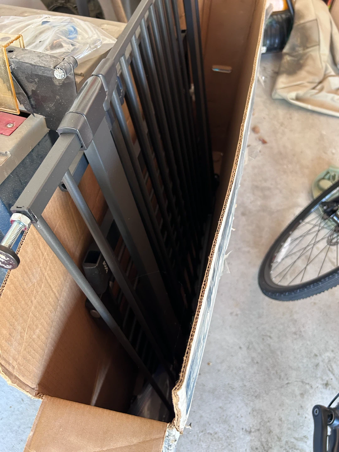 TWO SETS - Munchkin Brica Extending Baby Gate - photo 3