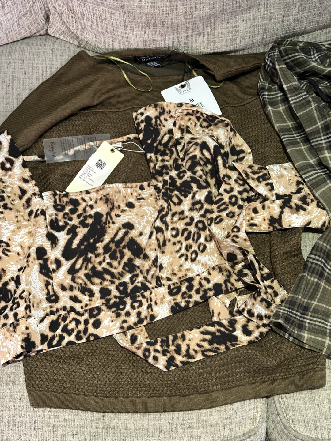 🆕 Women's Size M Clothing Bundle x4 - photo 2