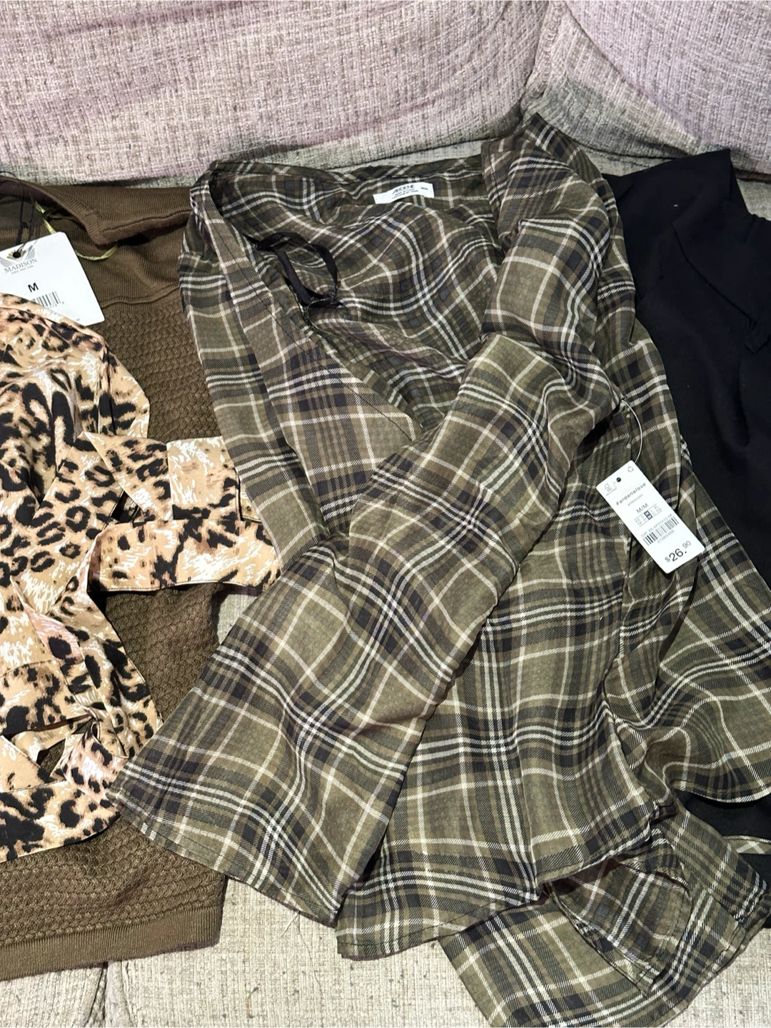 🆕 Women's Size M Clothing Bundle x4 - photo 3
