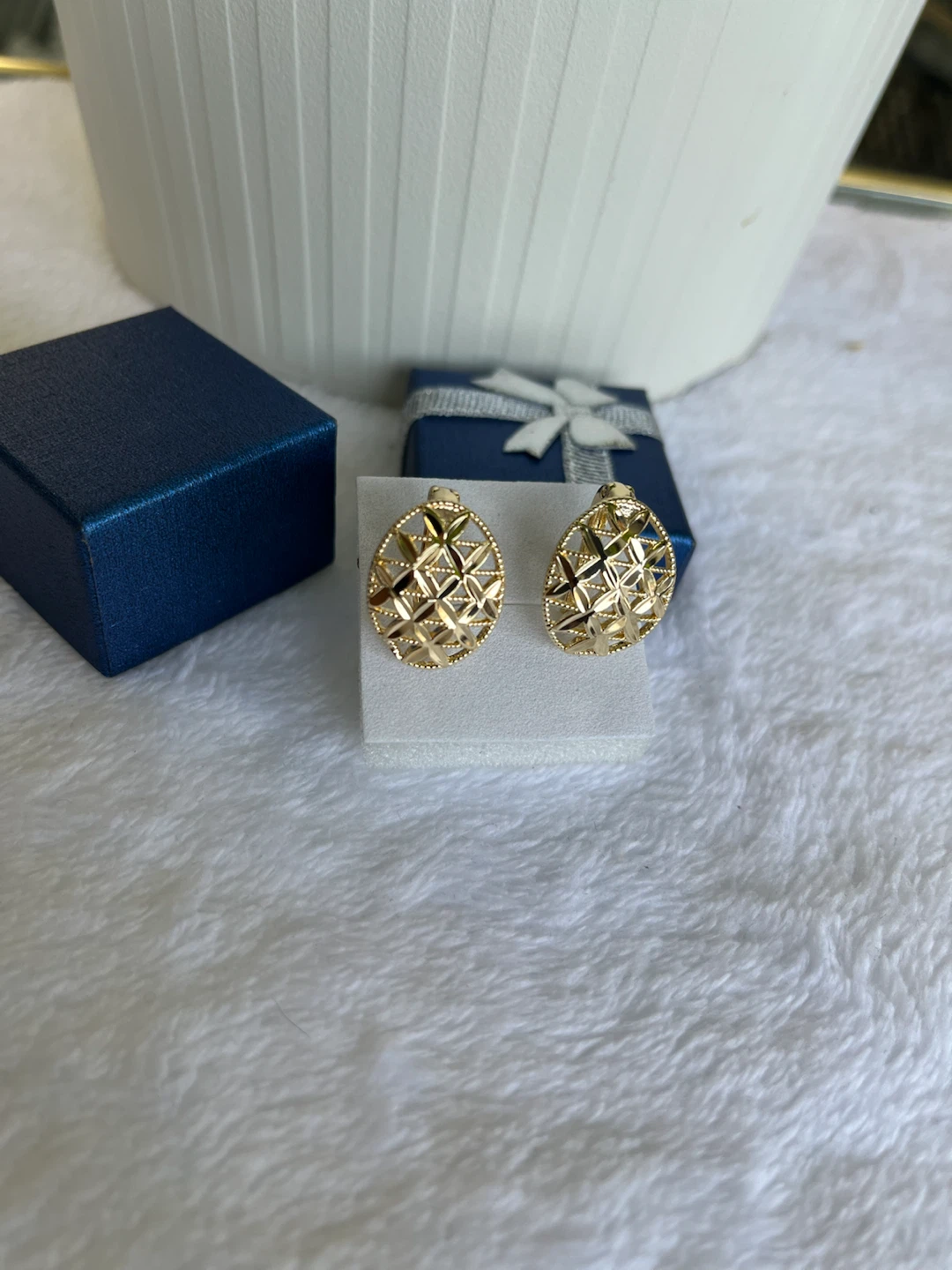 Gold Tone Oval Textured Earrings - photo 2