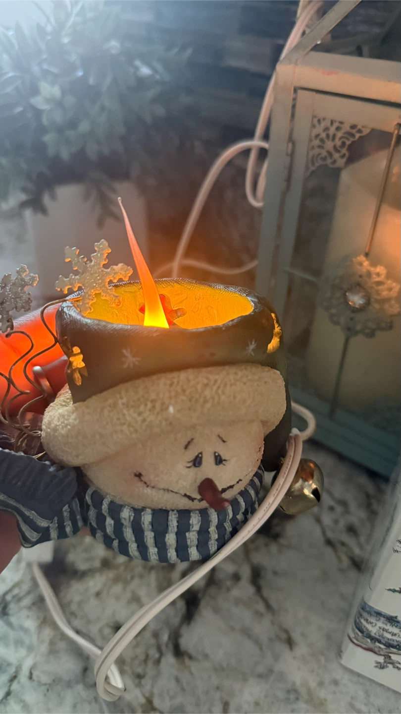 Light-up Snowman Candle Holder