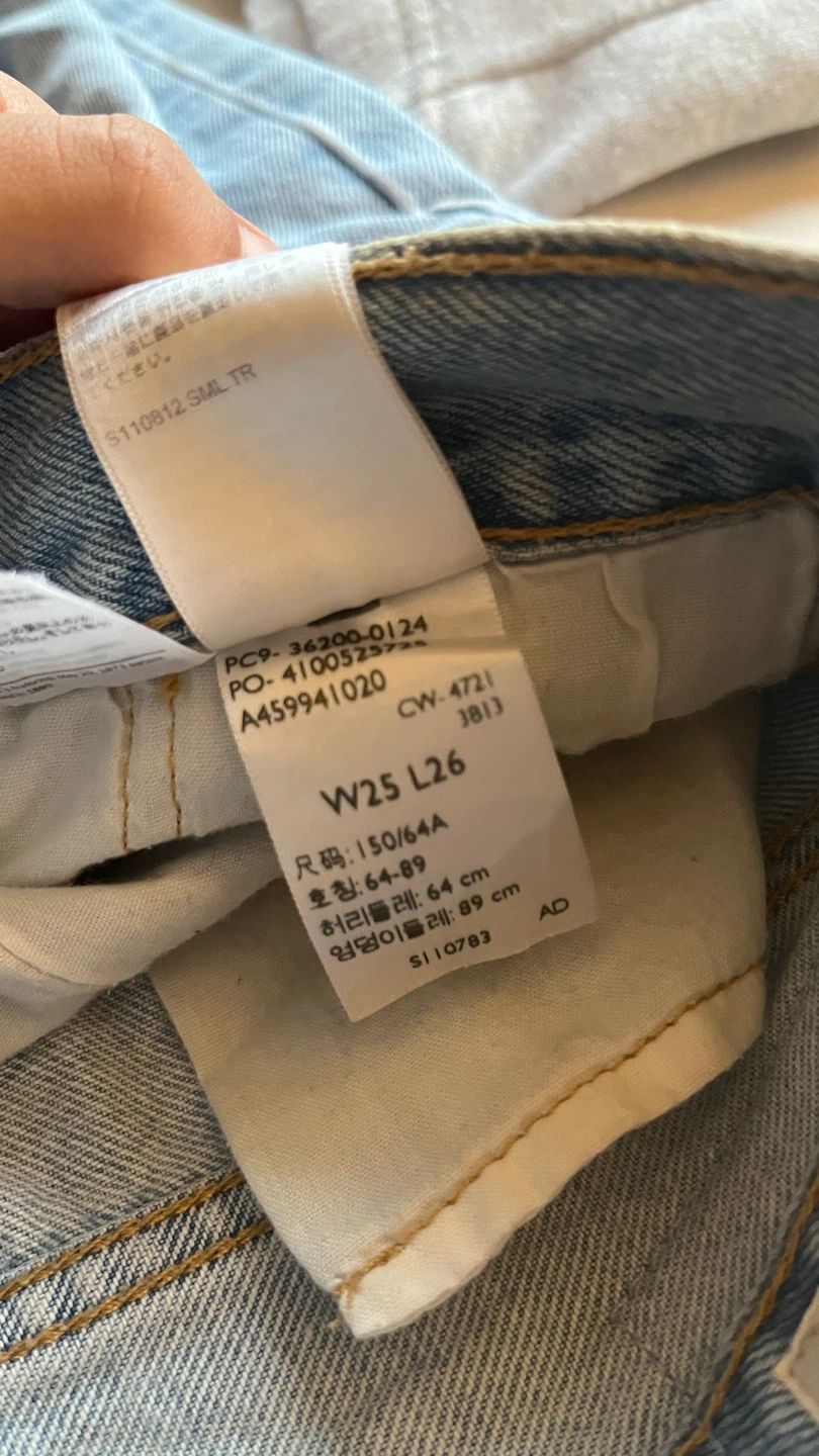 LEVIS JEANS - size 0 - photo 3