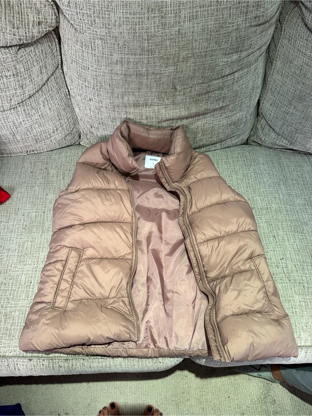 Beige Puffer Vest (READ DESCRIPTION)
