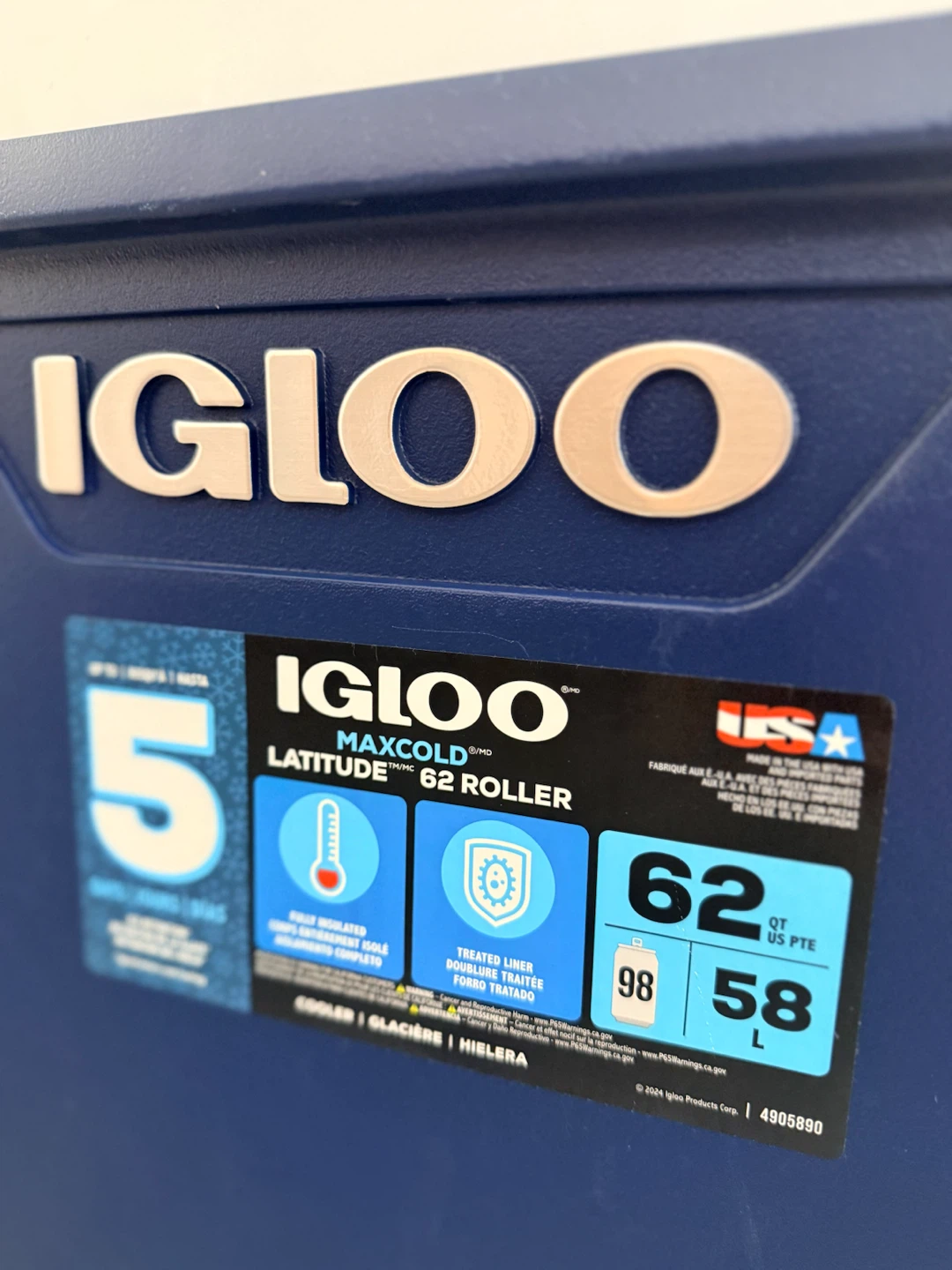 Igloo MaxCold 62 Qt Roller Cooler - photo 2