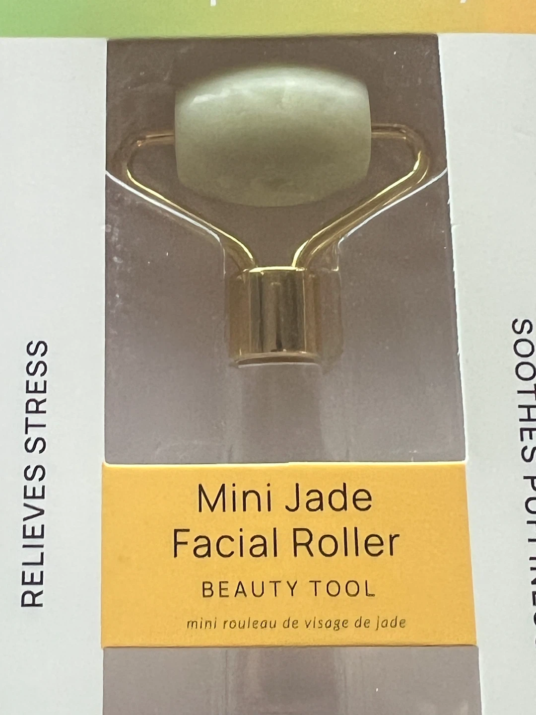 Mei Apothecary Mini Jade Facial Roller - photo 5