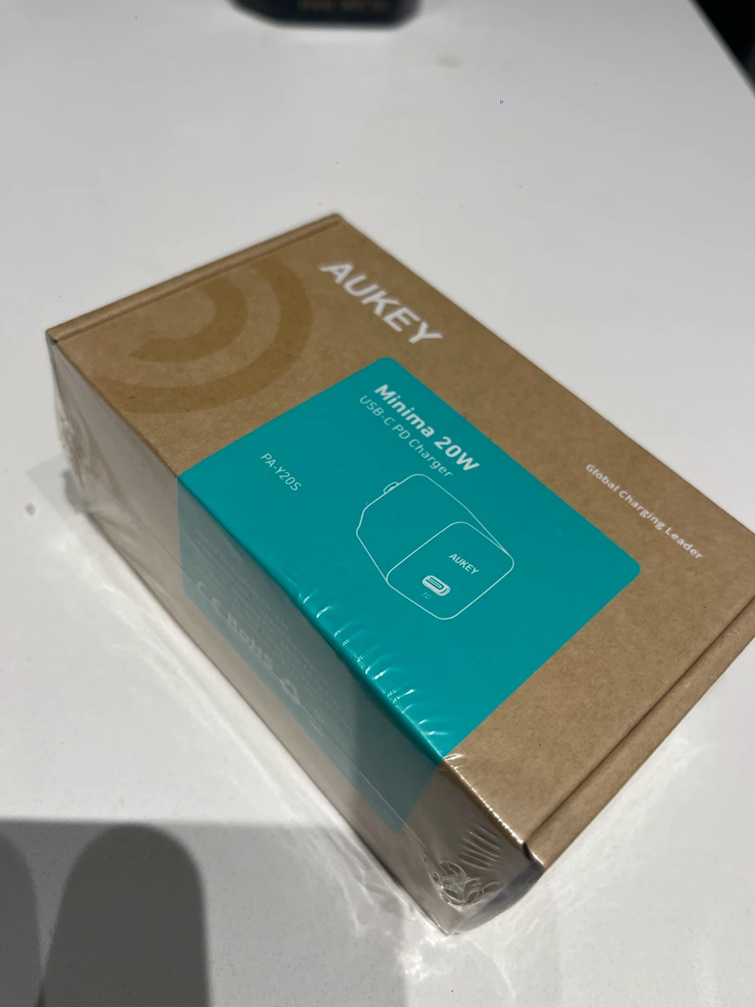 BNIB AUKEY Minima 20W USB-C PD Charger - photo 4