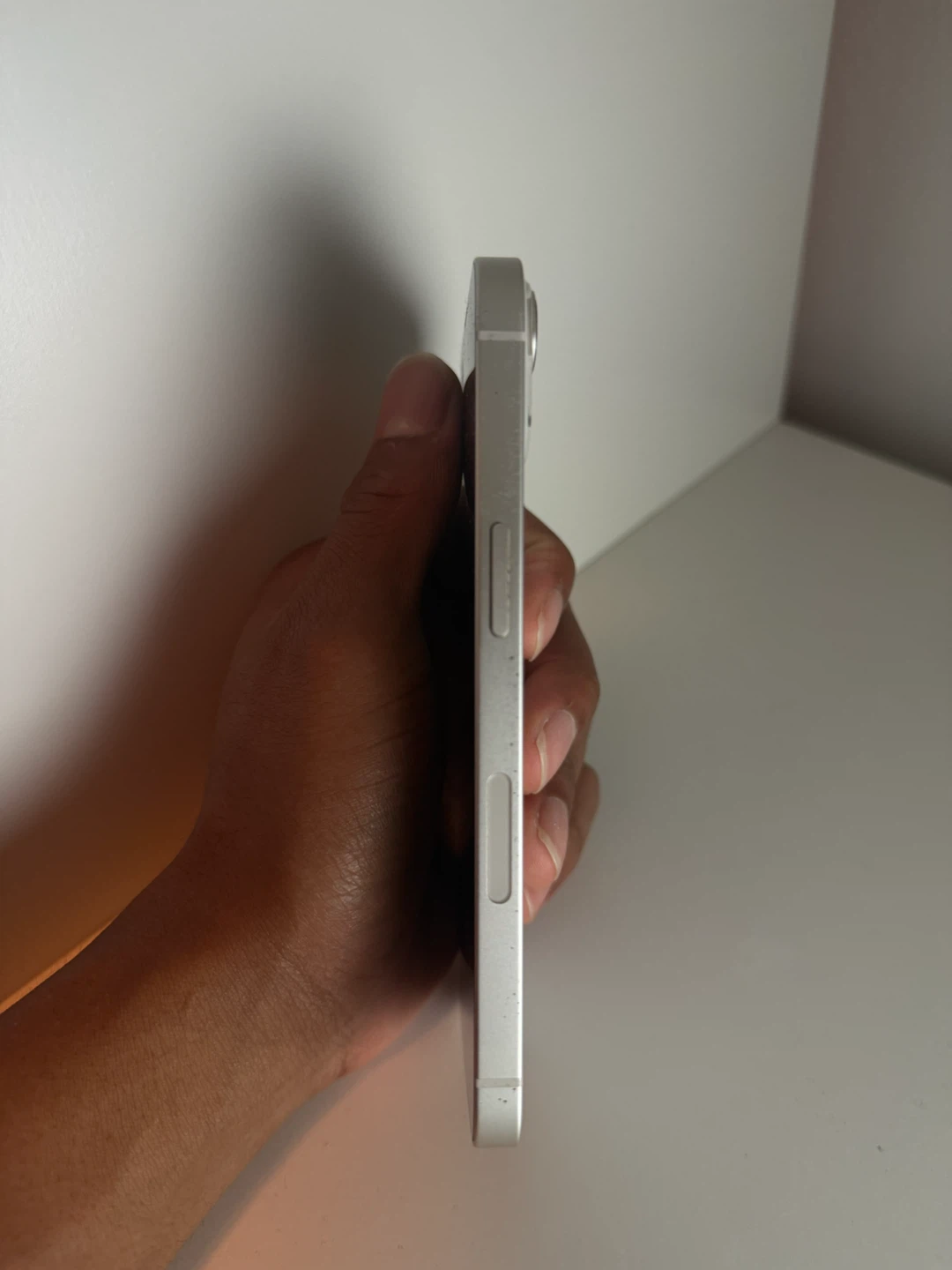 Apple iPhone 13 - photo 4