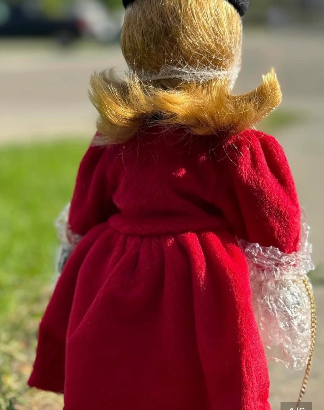 Avon Collectible Doll - photo 4