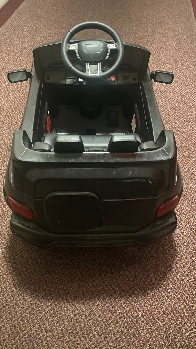 Black Ride-On Car - photo 2