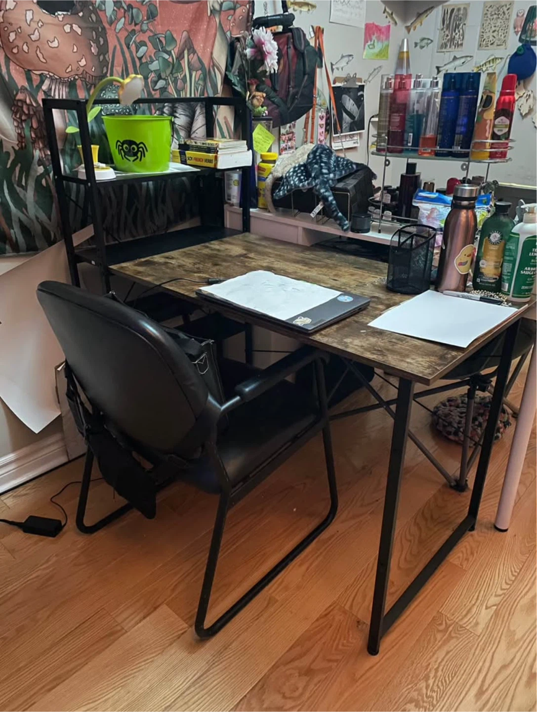 Free Desk