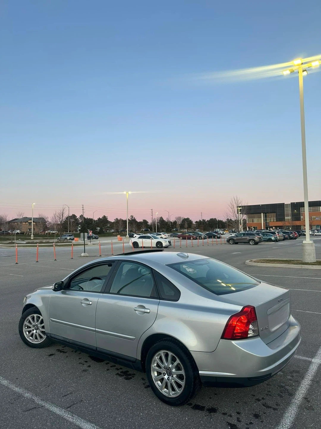 Volvo S40 Sedan - photo 2