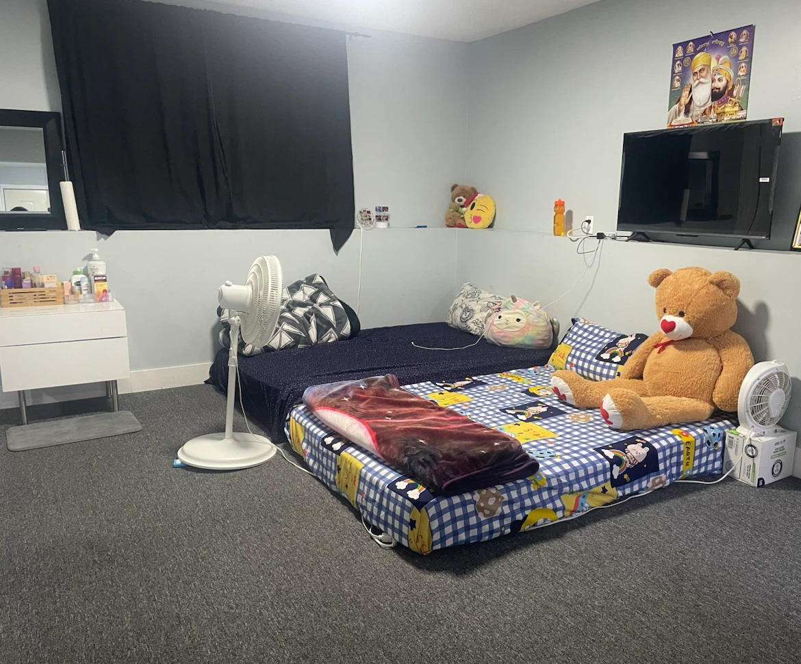 One bedroom basement - photo 3