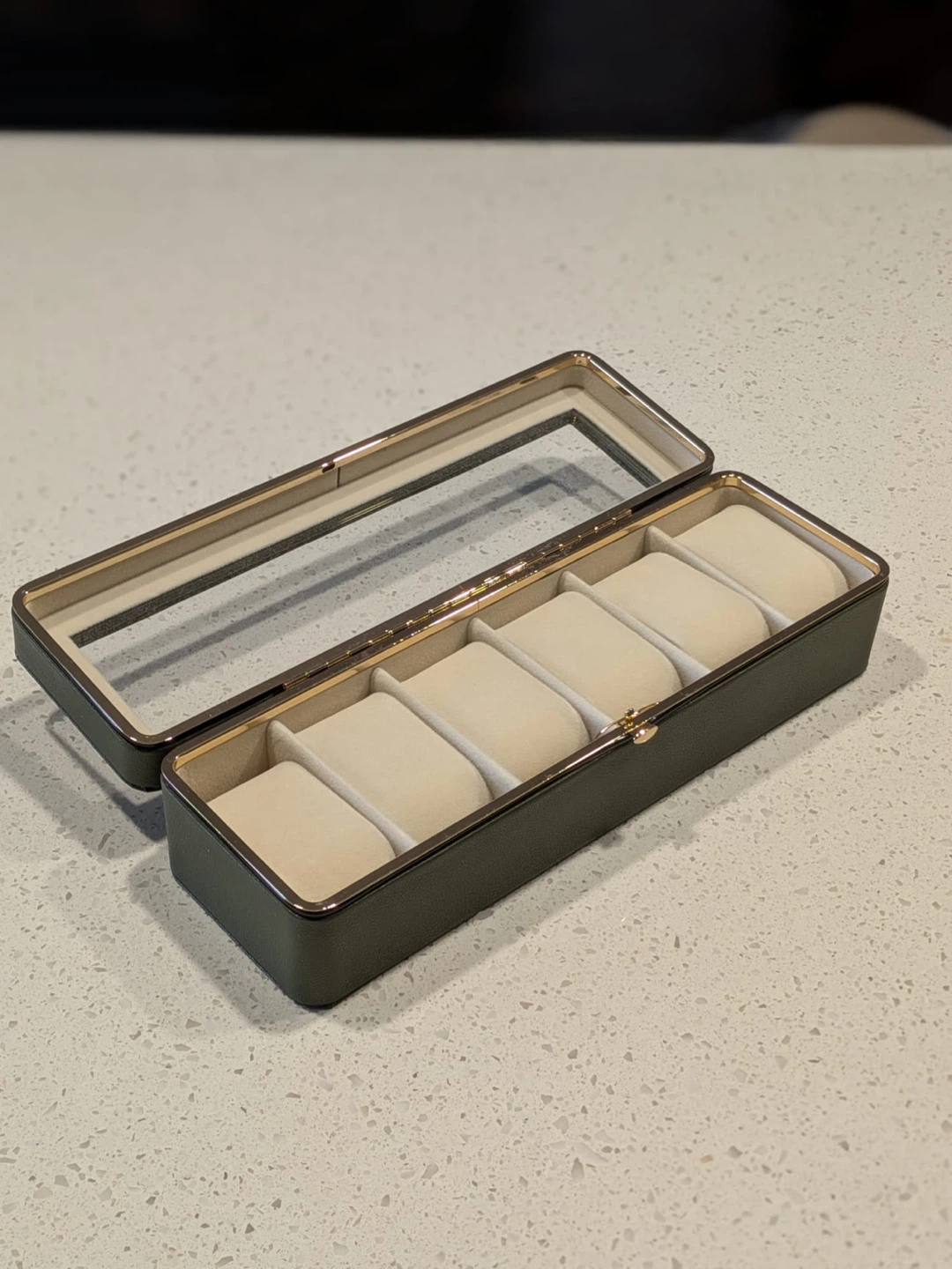 6slots watch box - photo 3