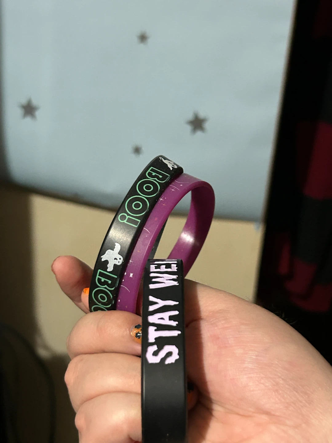 Set of 3 Themed Wristbands - photo 5
