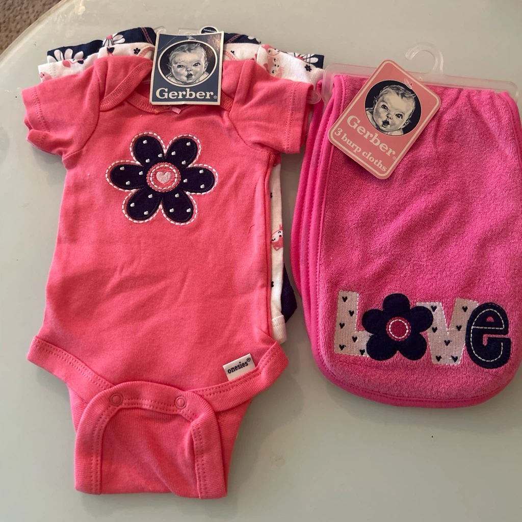 Gerber Baby Onesies and Burp Cloth Set