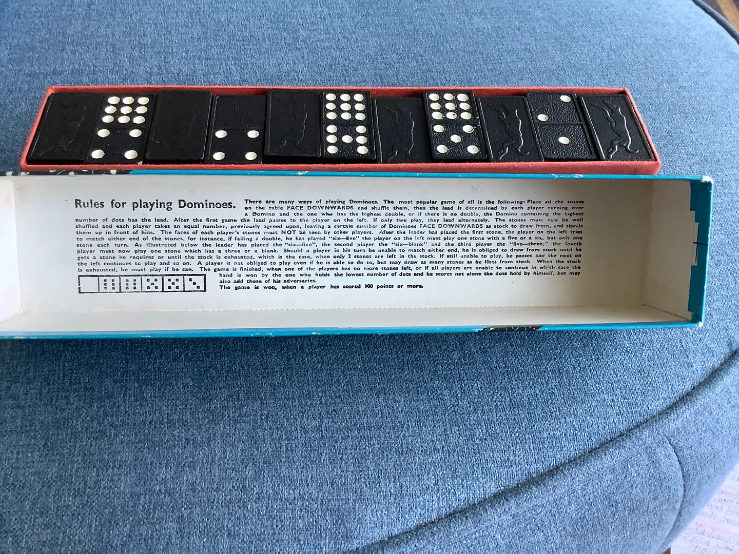 Vtg Greyhound Brand Double 9 Edition Domino Set 🐞 - photo 3