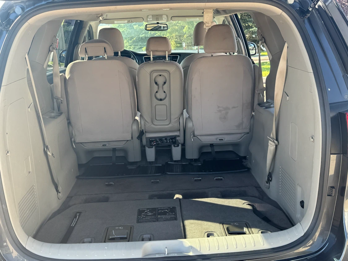2018 Kia Sedona lx - photo 4
