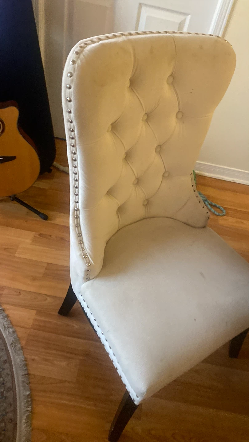 Tufted Accent Chair