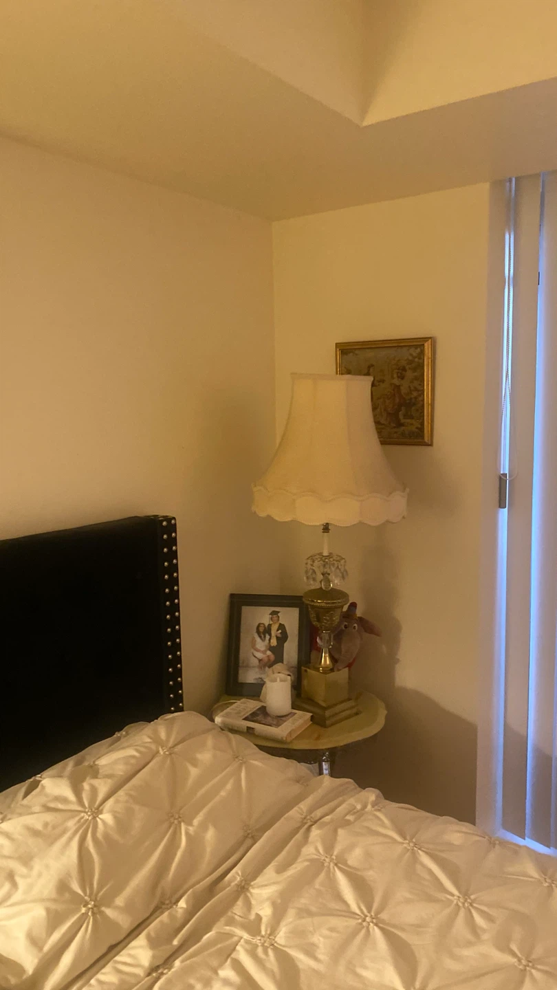 Vintage Crystal and Brass Table Lamp - photo 3