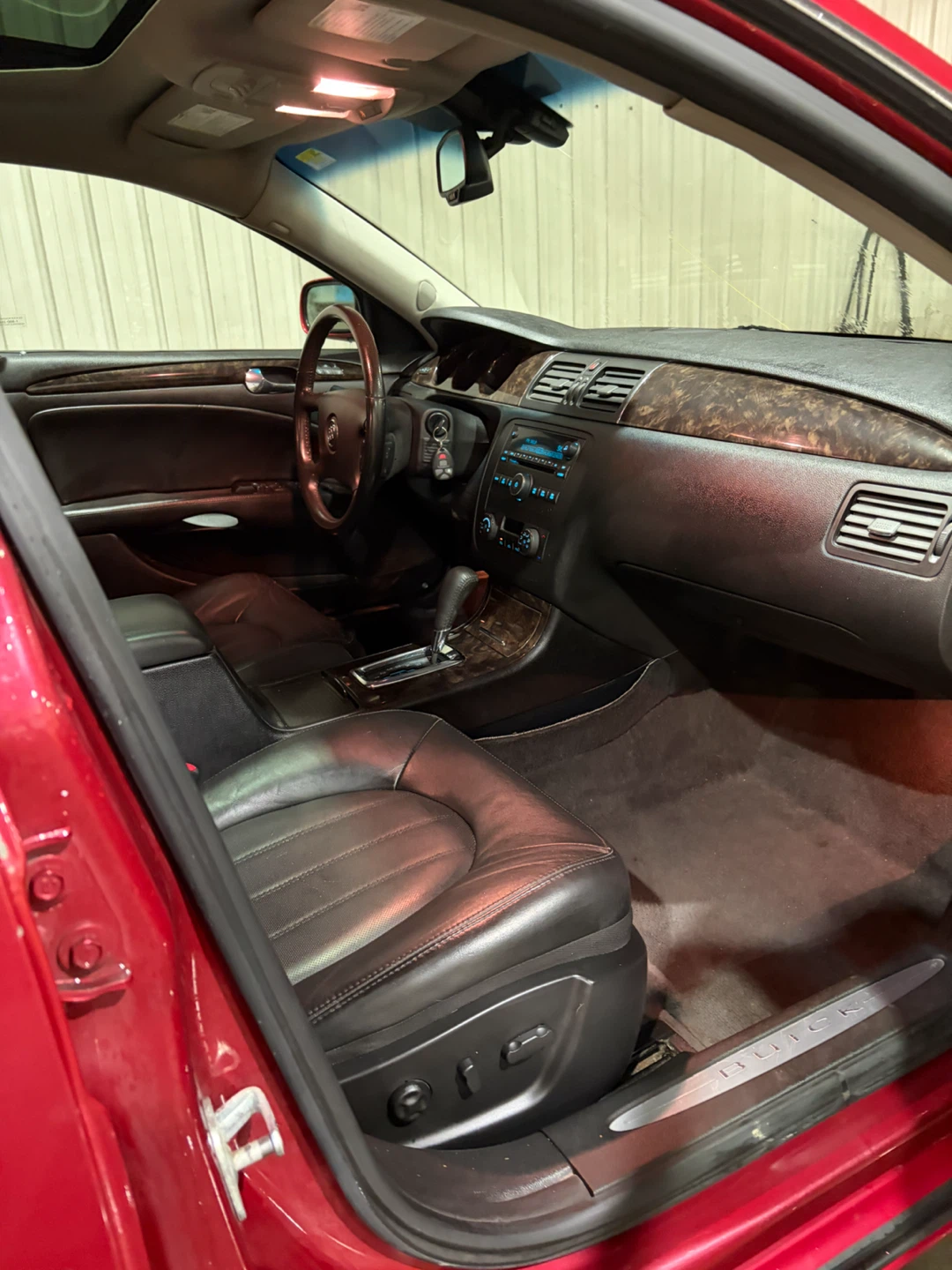2007 Buick Lucerne CXS sedan - photo 5
