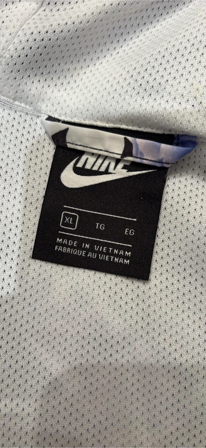 Nike Windrunner Jacket - XL - photo 2