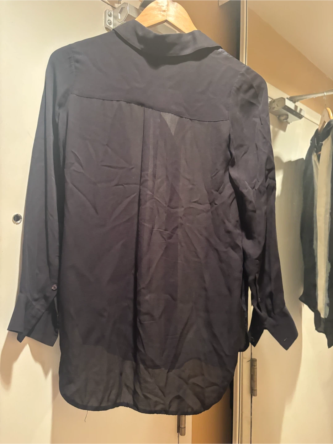 Vince Silk Button-Up Shirt, size  0 - photo 5