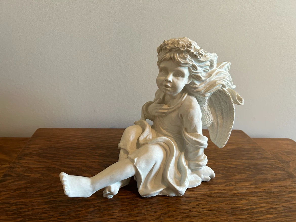 CUTE VINTAGE RESIN ANGEL FIGURINE (SEE LISTING) - photo 2