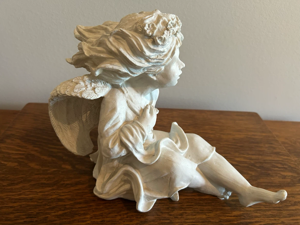 CUTE VINTAGE RESIN ANGEL FIGURINE (SEE LISTING) - photo 3