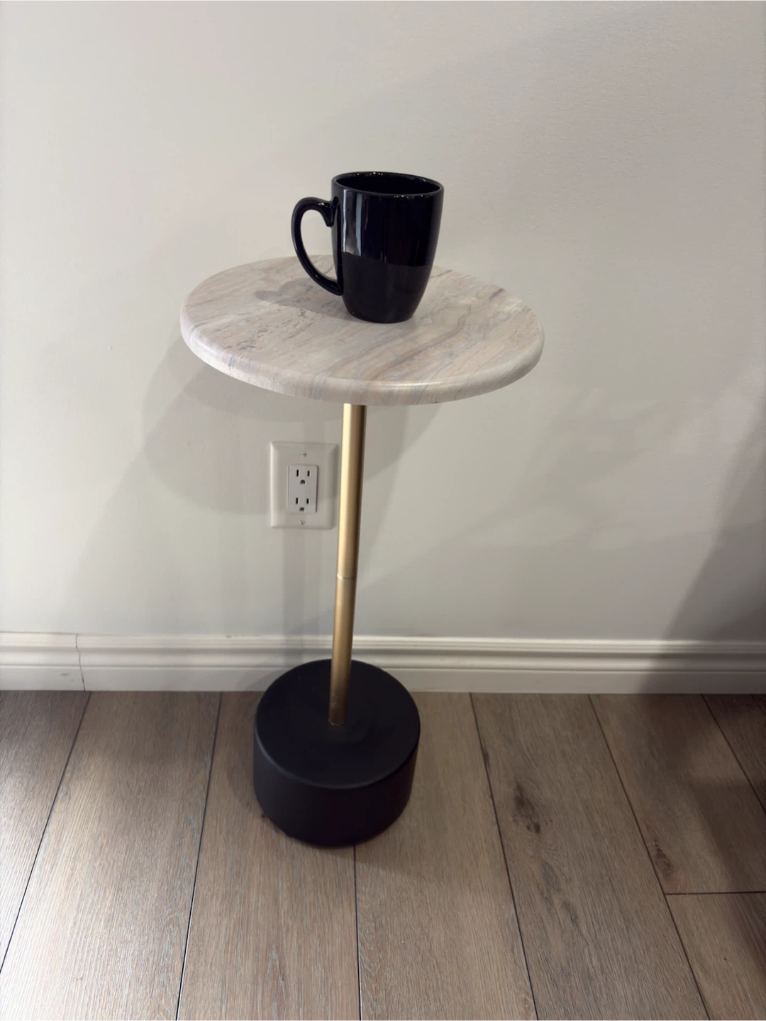 (NOT REAL MARBLE) FAUX Marble Top cocktail/side Table - photo 4